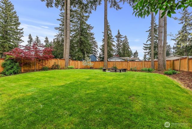 18818 79th Avenue Ct E, Puyallup, WA 98375