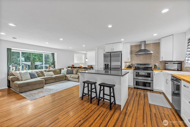 18818 79th Avenue Ct E, Puyallup, WA 98375