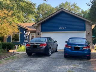 2027 Walnut Avenue, Hanover Park, IL 60133