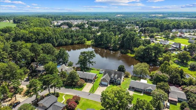 301 Flamingo Drive, Clayton, NC 27520