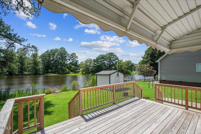 301 Flamingo Drive, Clayton, NC 27520