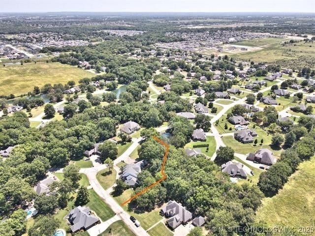 13706 S 18th Street, Bixby, OK 74008