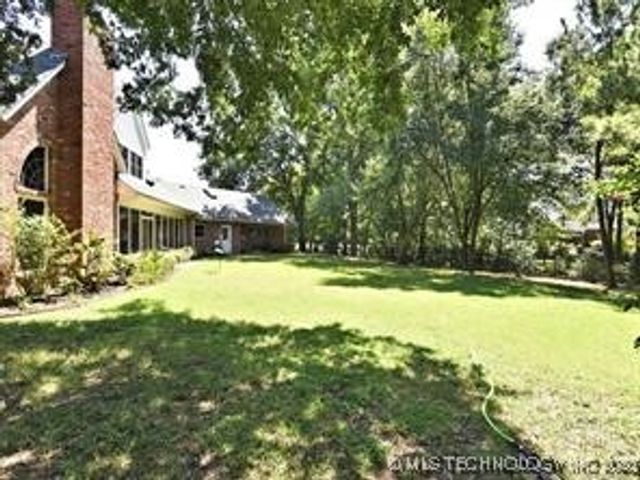 13706 S 18th Street, Bixby, OK 74008