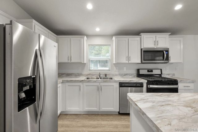 22899 Byron Rd SPC 78, Crestline, CA 92325