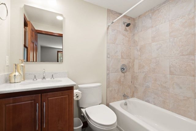2 Briggs Pond Way, Sharon, MA 02067