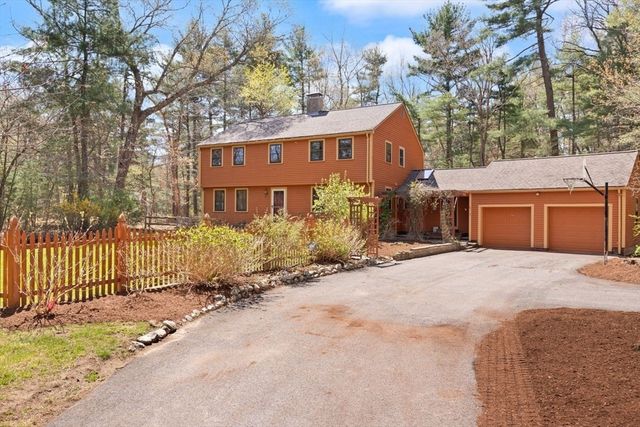2 Briggs Pond Way, Sharon, MA 02067