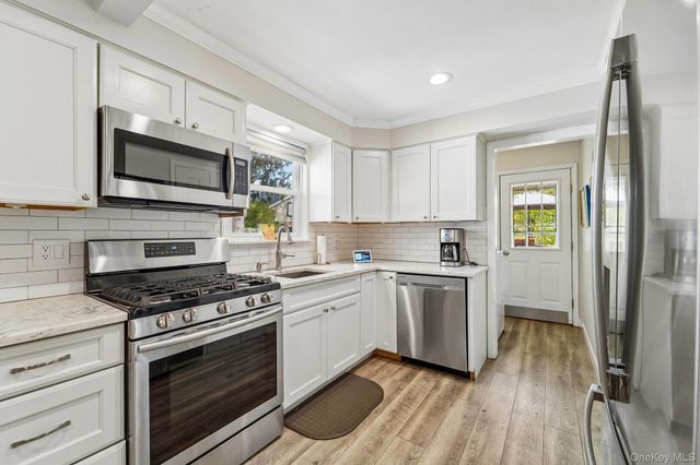 30 Pine Lane, New City, NY 10956