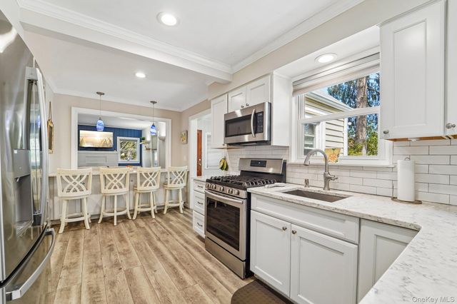 30 Pine Lane, New City, NY 10956