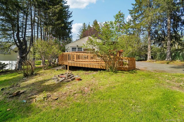 30 Pine Lane, New City, NY 10956