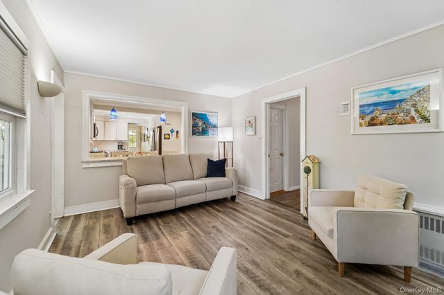 30 Pine Lane, New City, NY 10956