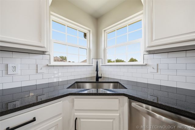 11739 N 115th Avenue E, Collinsville, OK 74021