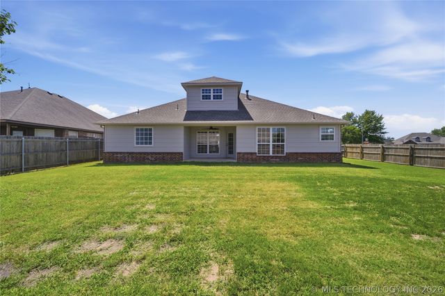 11739 N 115th Avenue E, Collinsville, OK 74021