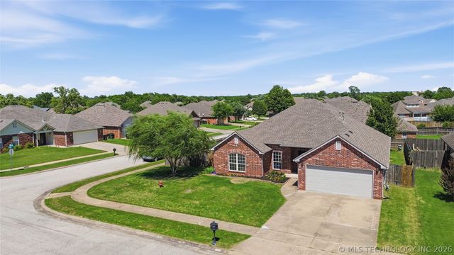 11739 N 115th Avenue E, Collinsville, OK 74021