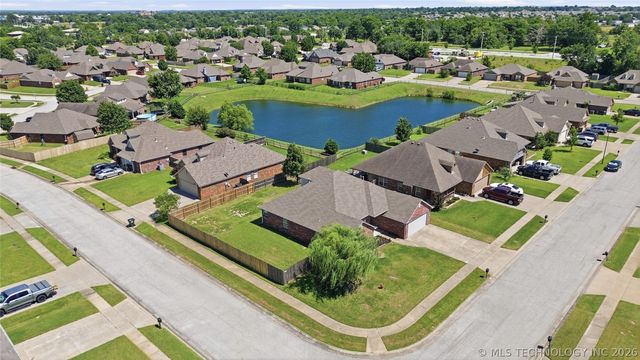 11739 N 115th Avenue E, Collinsville, OK 74021