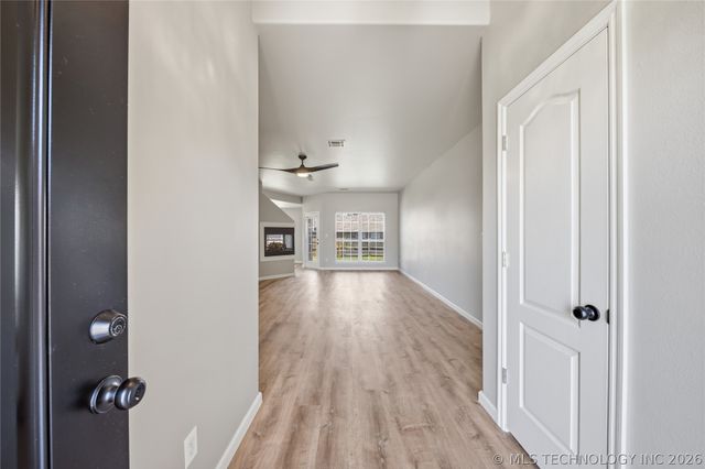 11739 N 115th Avenue E, Collinsville, OK 74021