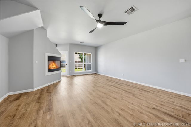 11739 N 115th Avenue E, Collinsville, OK 74021