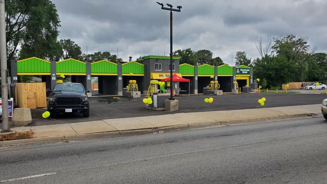 801 W Roosevelt Road, Maywood, IL 60153