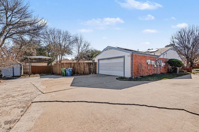 1525 Juniper Lane, Lewisville, TX 75077