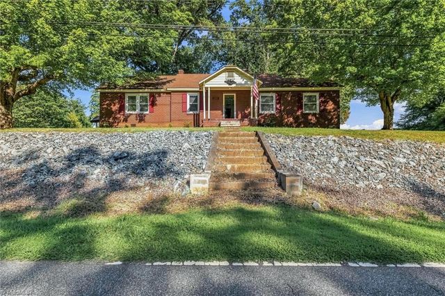 2206 Rural Hall-Germanton Road, Rural Hall, NC 27045