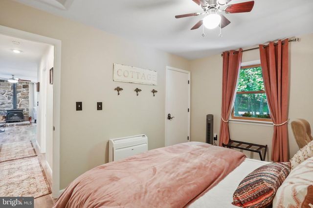 148 AMBERWOOD LN, Great Cacapon, WV 25422