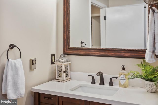 148 AMBERWOOD LN, Great Cacapon, WV 25422