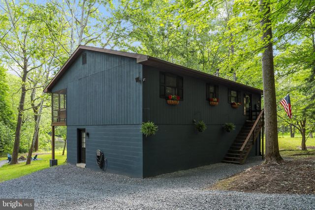 148 AMBERWOOD LN, Great Cacapon, WV 25422