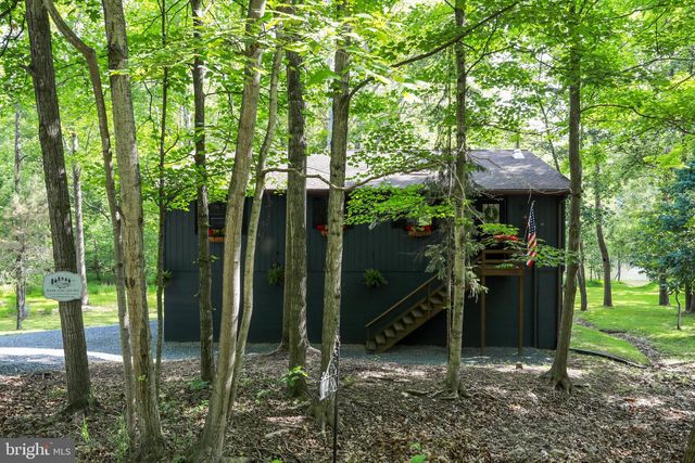 148 AMBERWOOD LN, Great Cacapon, WV 25422