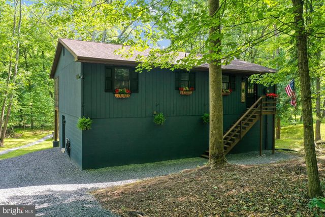 148 AMBERWOOD LN, Great Cacapon, WV 25422
