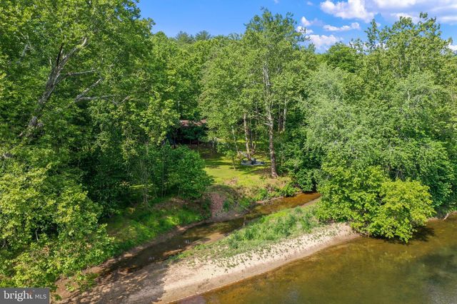148 AMBERWOOD LN, Great Cacapon, WV 25422