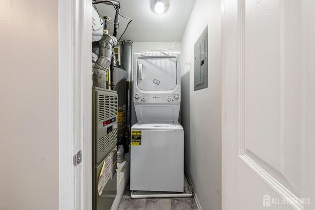 37 Morgan Place, East Brunswick, NJ 08816