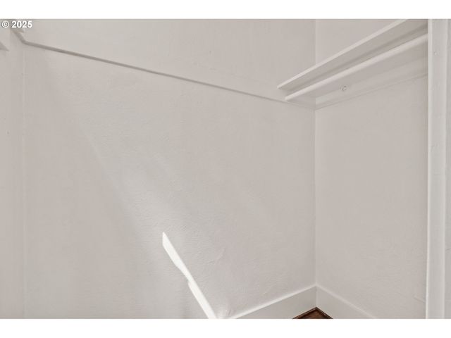 6219 N MINNESOTA Ave, Portland, OR 97217