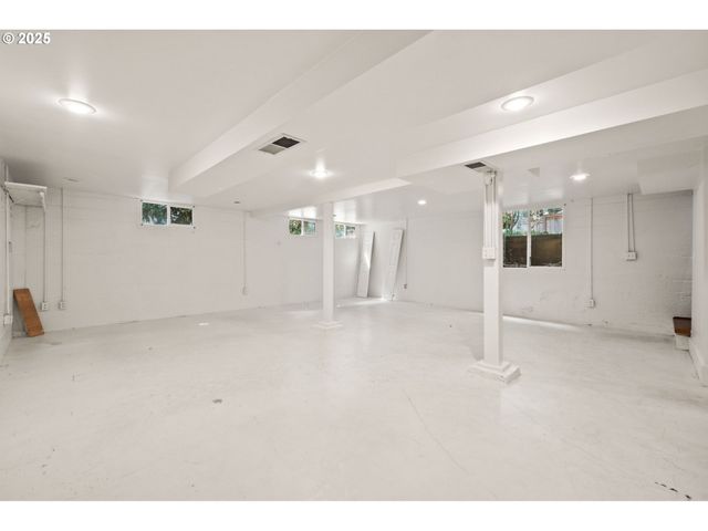 6219 N MINNESOTA Ave, Portland, OR 97217