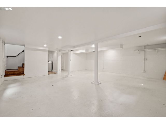 6219 N MINNESOTA Ave, Portland, OR 97217