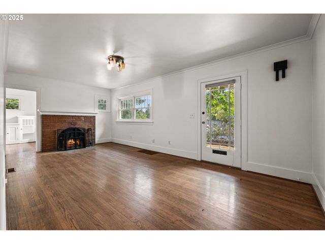 6219 N MINNESOTA Ave, Portland, OR 97217