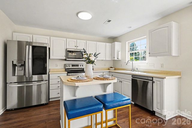 2503 Kings Farm Way, Indian Trail, NC 28079