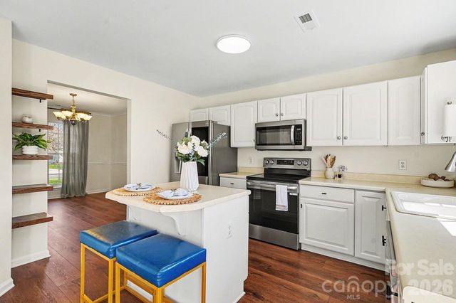 2503 Kings Farm Way, Indian Trail, NC 28079