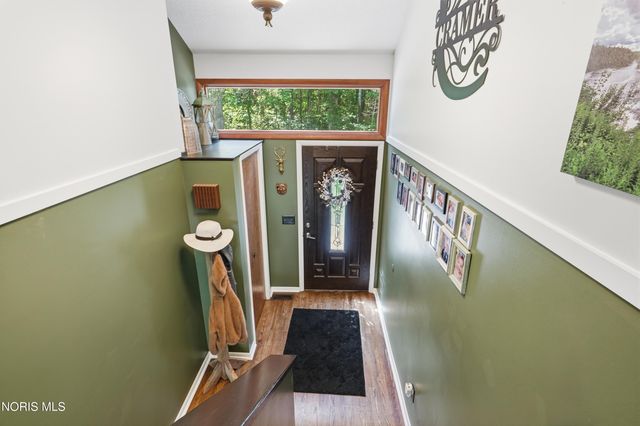 17510 Euler Road, Bowling Green, OH 43402