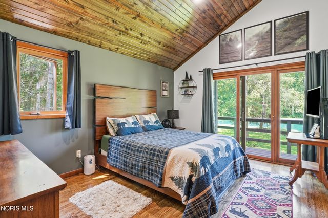 17510 Euler Road, Bowling Green, OH 43402