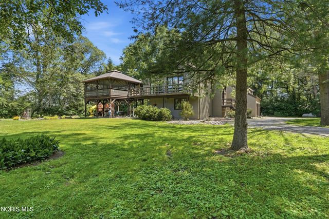 17510 Euler Road, Bowling Green, OH 43402