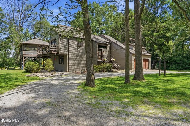 17510 Euler Road, Bowling Green, OH 43402
