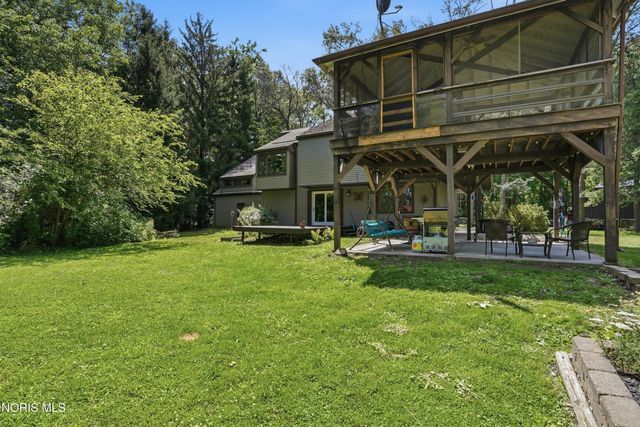 17510 Euler Road, Bowling Green, OH 43402