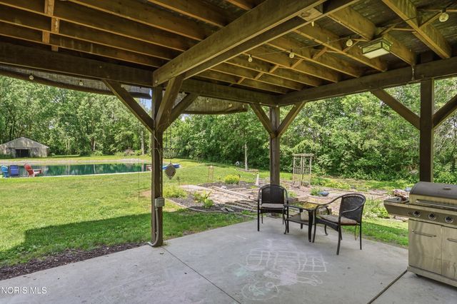 17510 Euler Road, Bowling Green, OH 43402