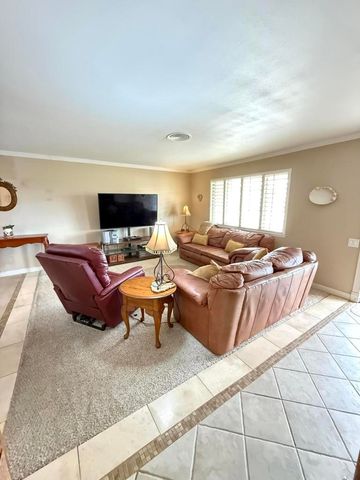 43305 Illinois Avenue, Palm Desert, CA 92211