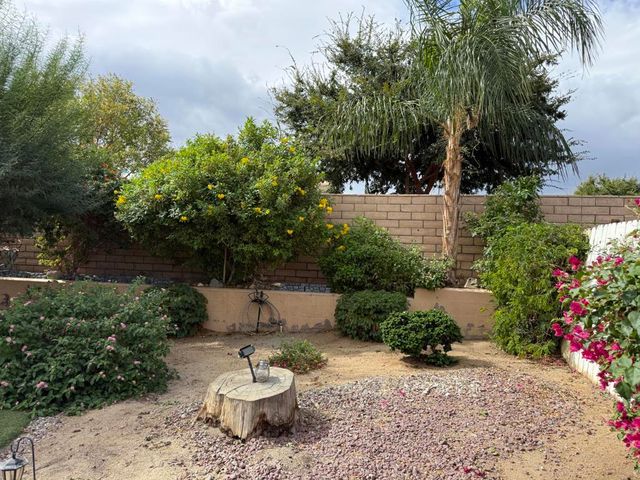 43305 Illinois Avenue, Palm Desert, CA 92211