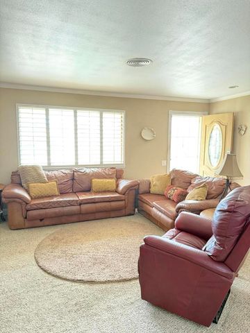 43305 Illinois Avenue, Palm Desert, CA 92211