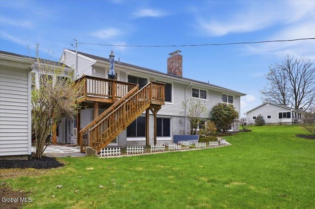 43 Meadowview Drive, Queensbury, NY 12804