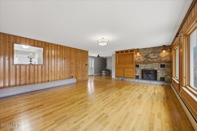 43 Meadowview Drive, Queensbury, NY 12804