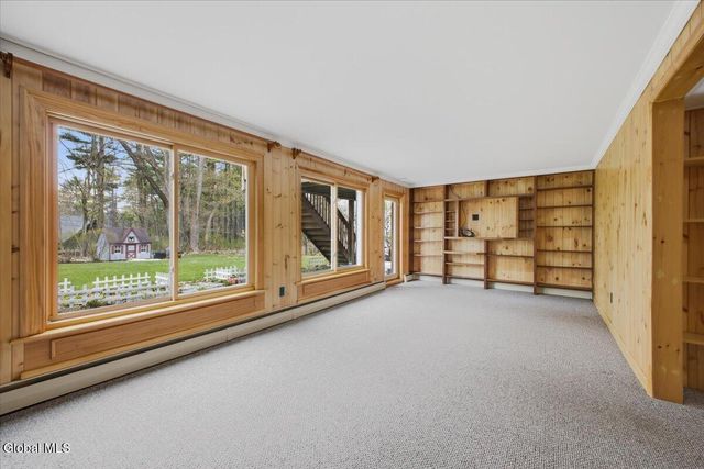 43 Meadowview Drive, Queensbury, NY 12804