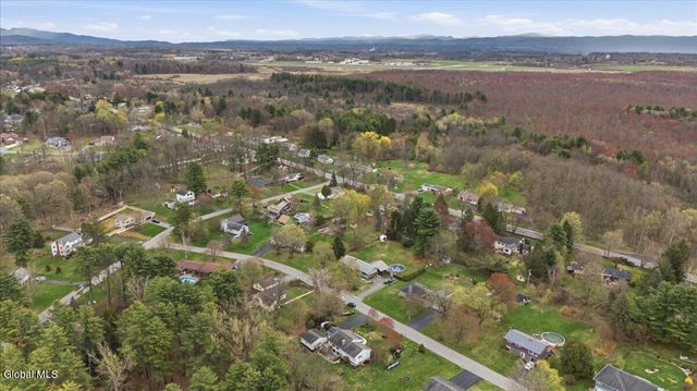 43 Meadowview Drive, Queensbury, NY 12804