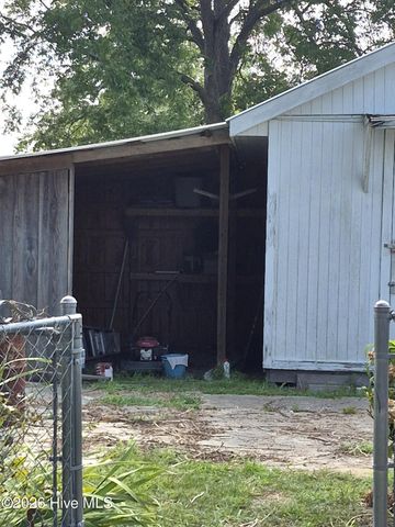 2735 Wilmar Road, Vanceboro, NC 28586